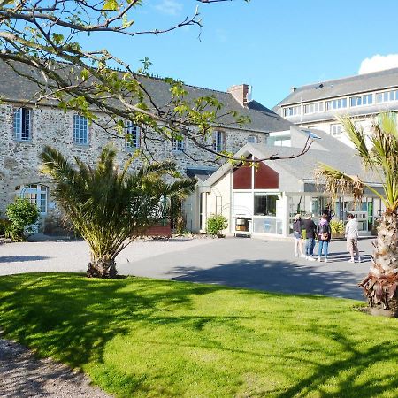 Auberge De Jeunesse Youth Hostel Ethic Etapes Saint Malo Exterior photo