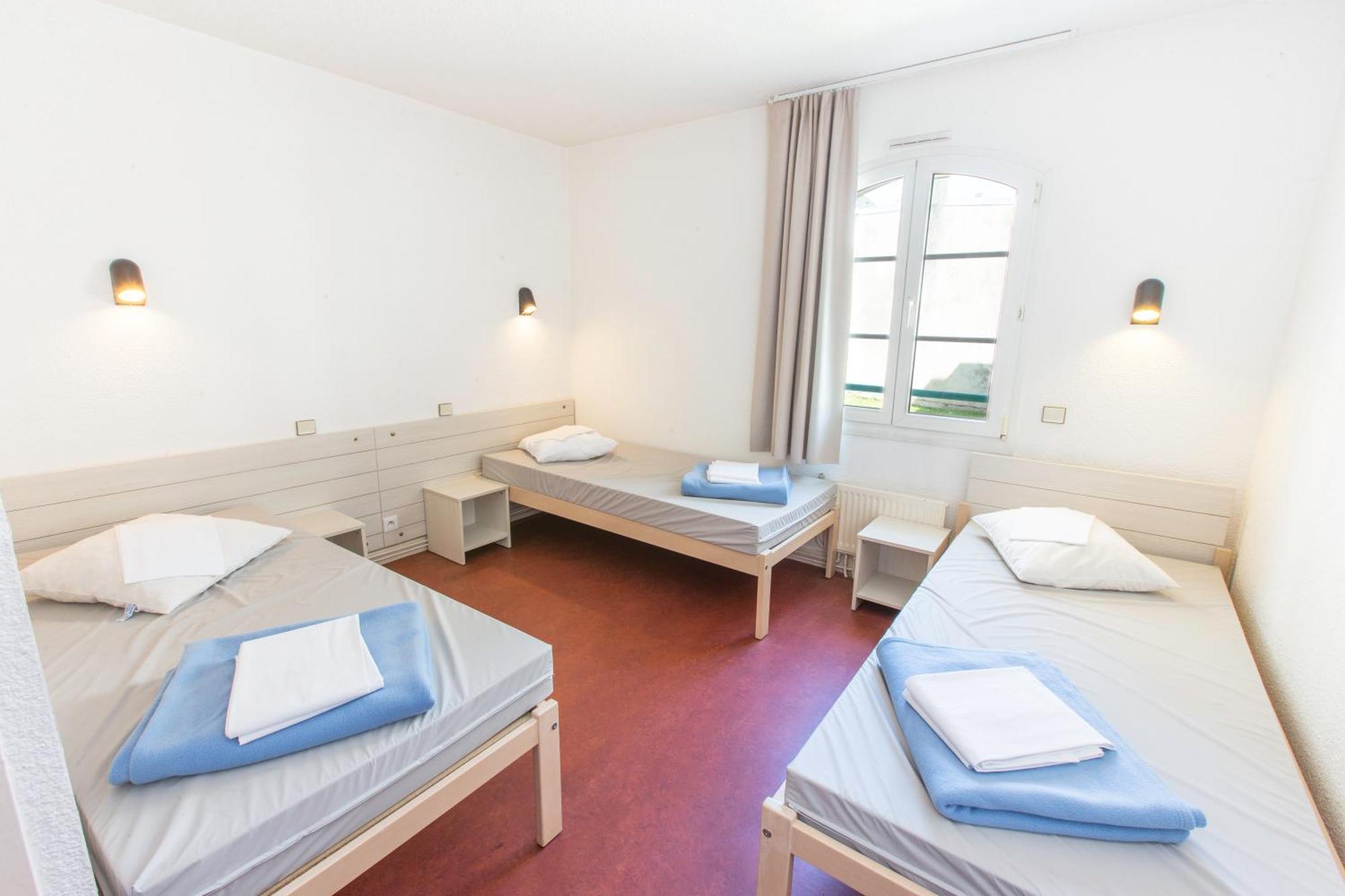 Auberge De Jeunesse Youth Hostel Ethic Etapes Saint Malo Exterior photo